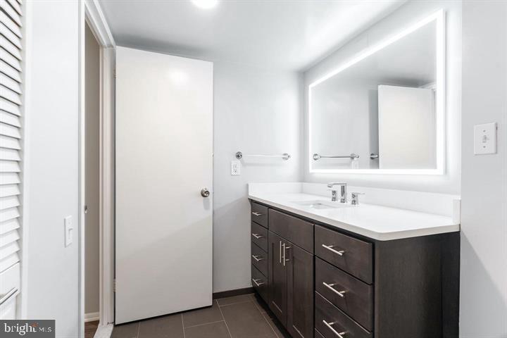 1420 Locust Street Unit: 31P
