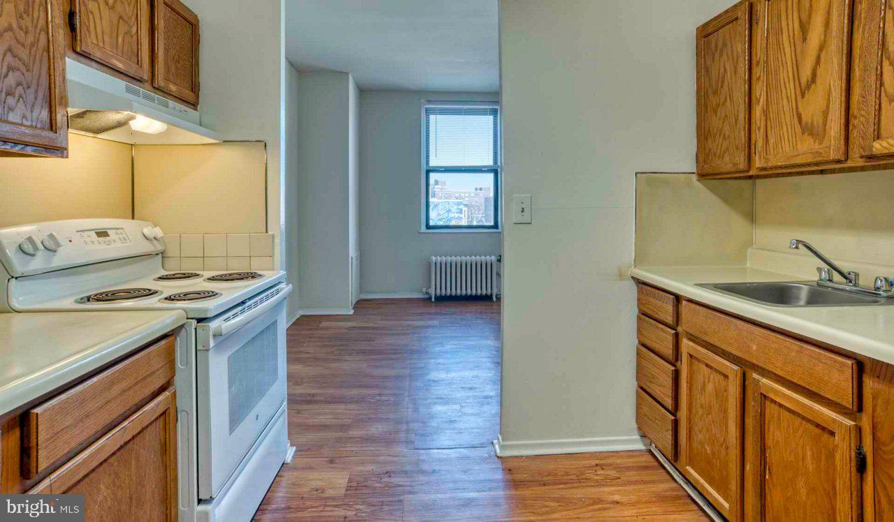 3900 Chestnut Street Unit: 1B-408