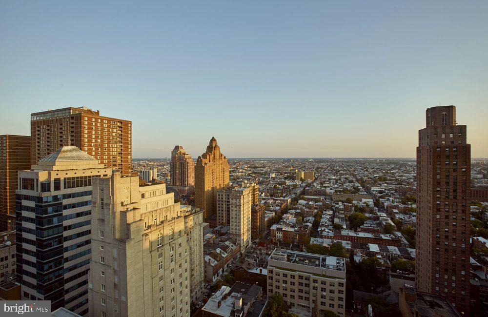 1616 Walnut Street Unit: 1B-1006