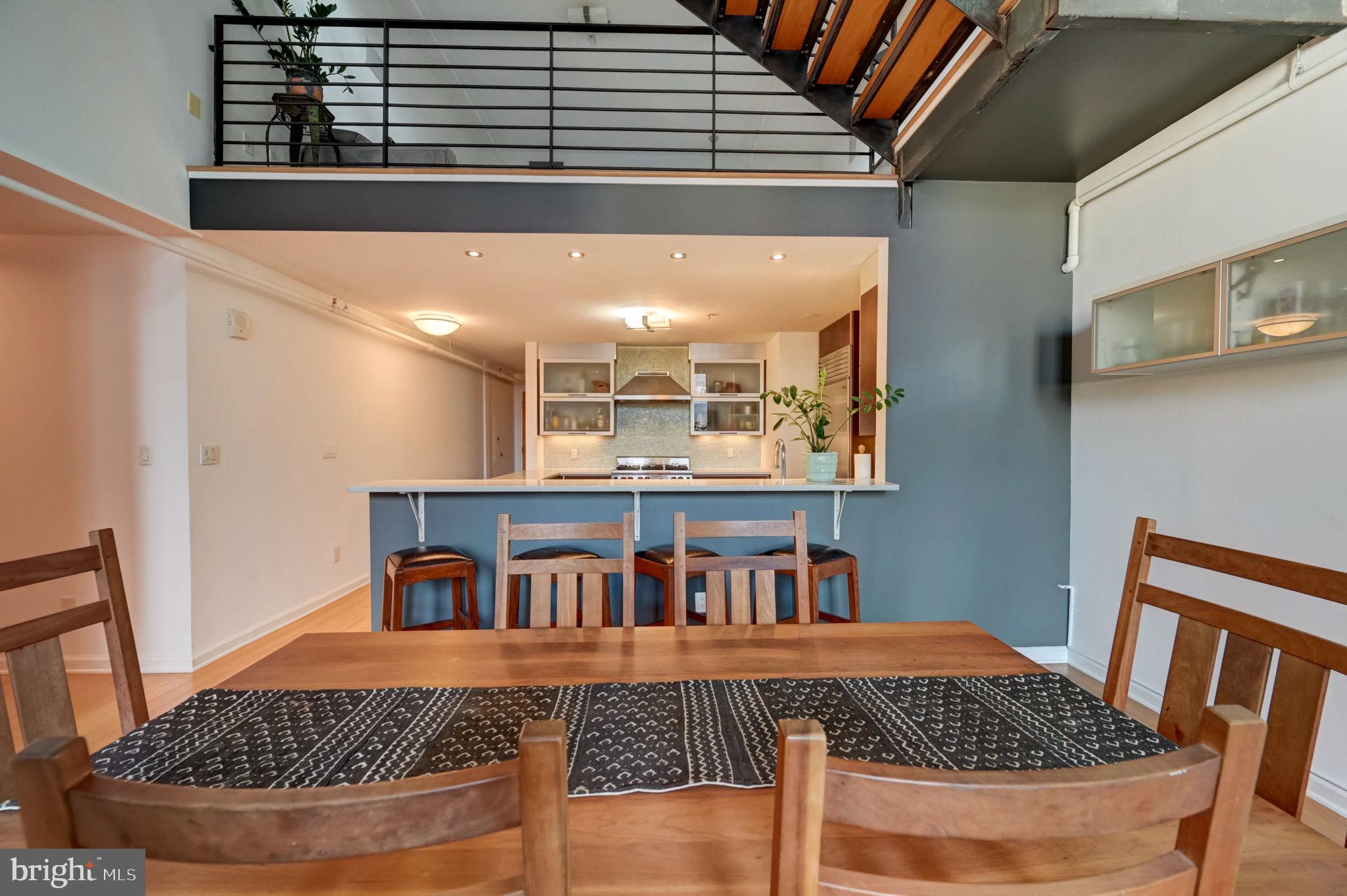 1228-32 Arch St #8b