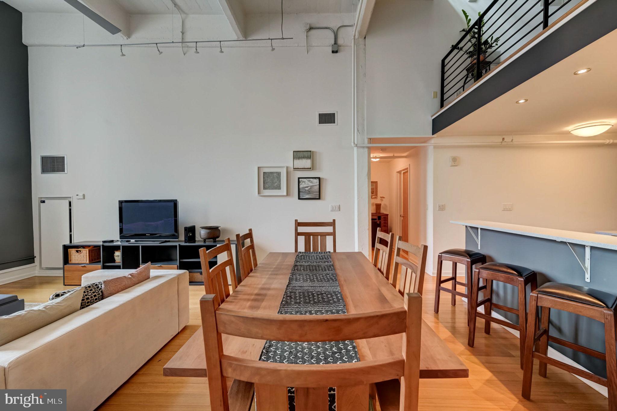 1228-32 Arch St #8b