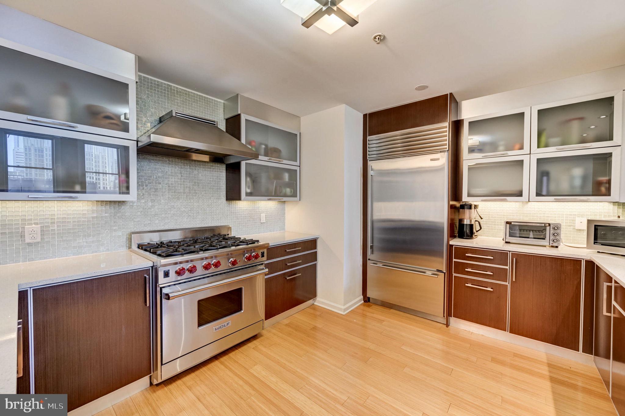 1228-32 Arch St #8b