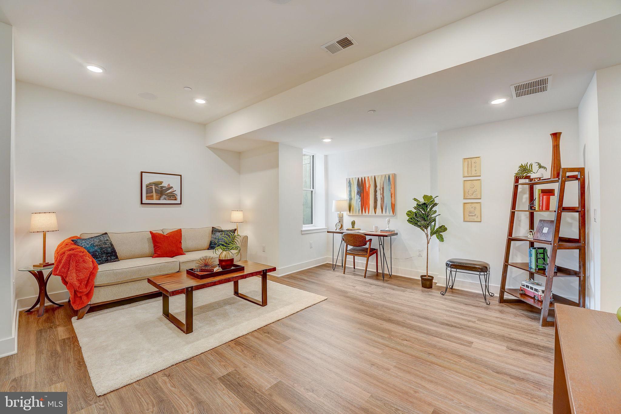674 N 13th Street