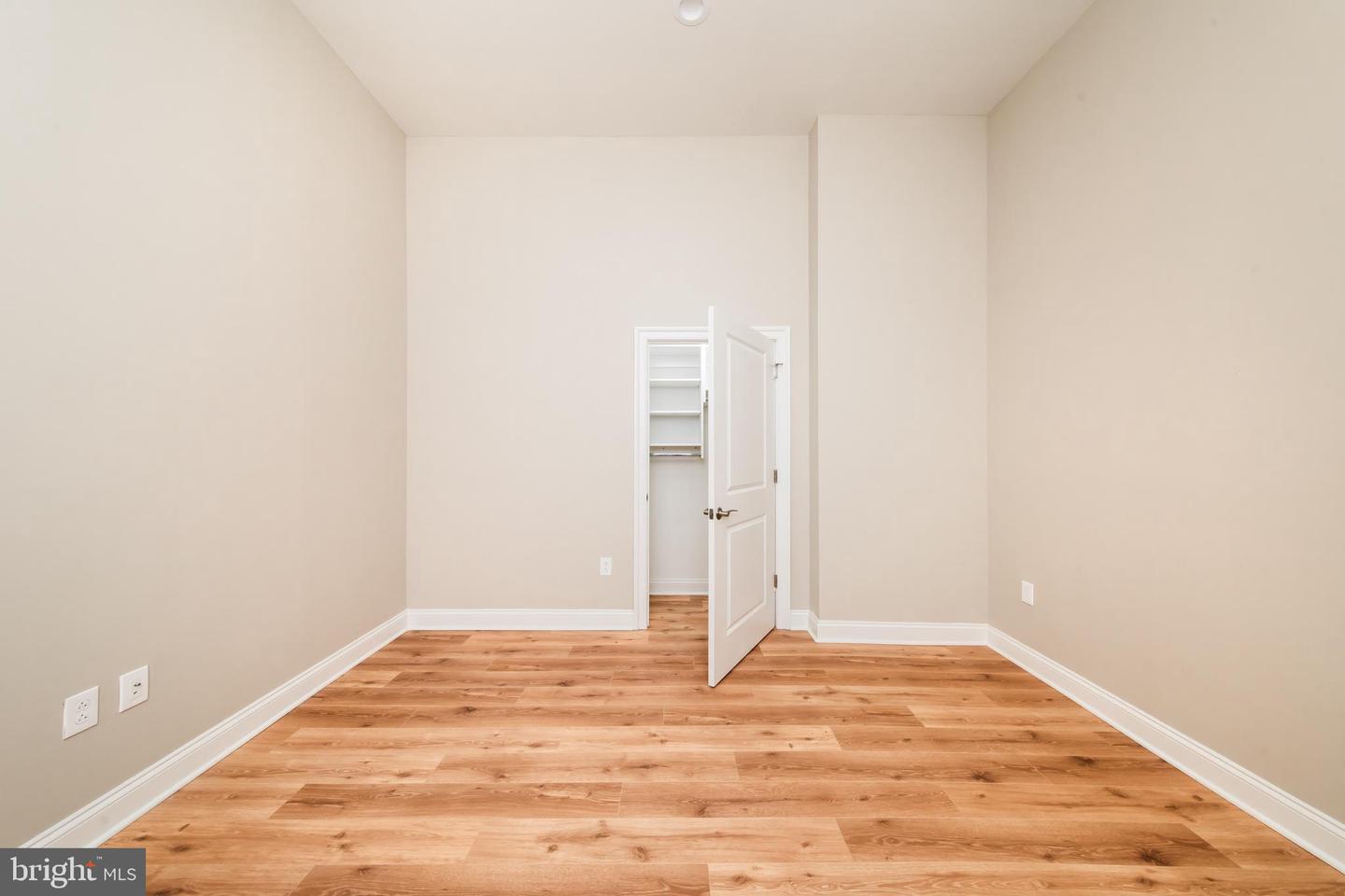 2121-41 Market St #108
