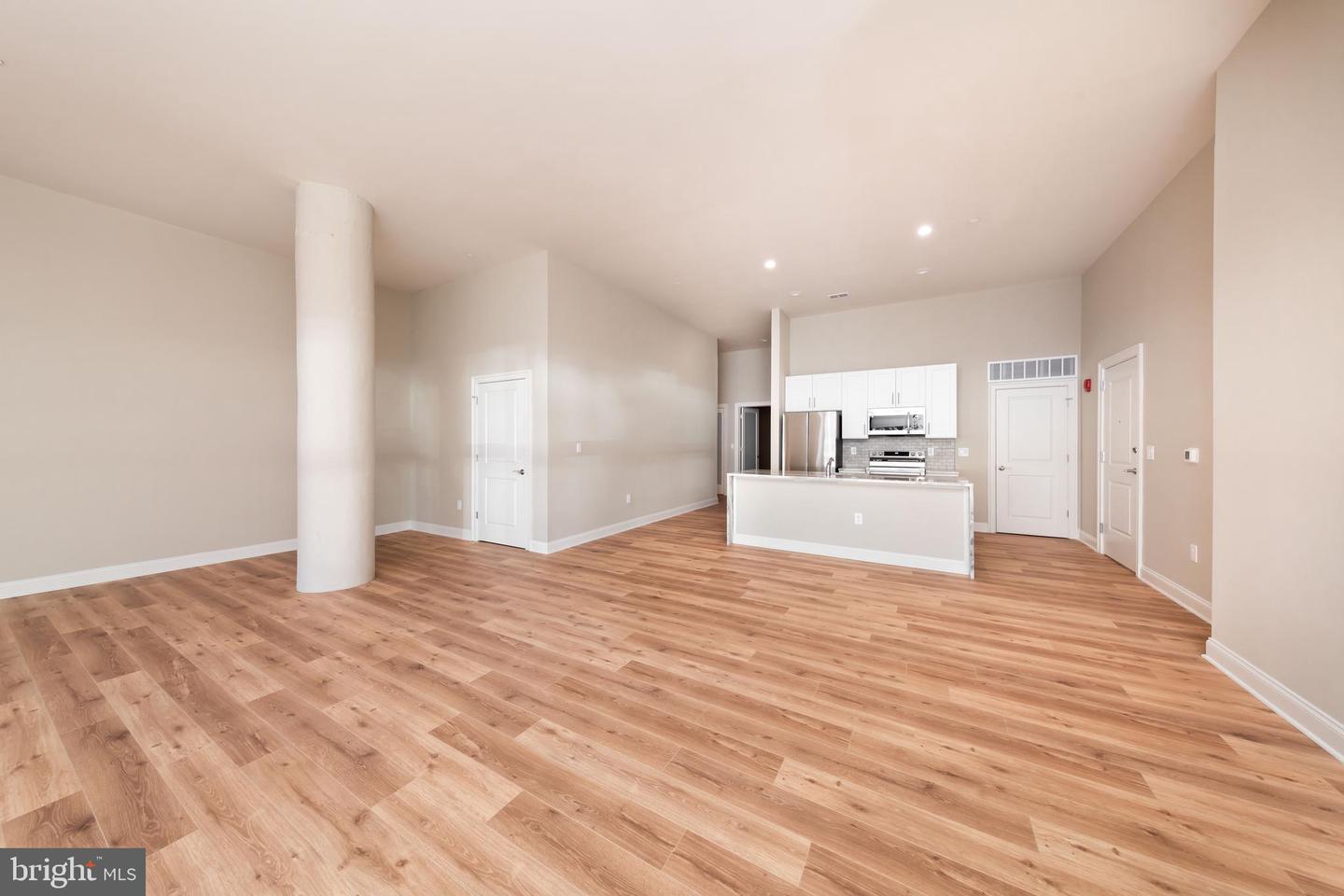 2121-41 Market St #108