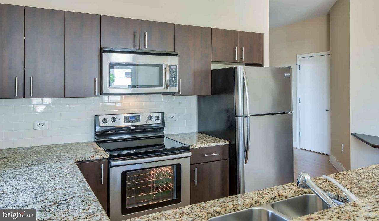 777 S Broad St #1b-305