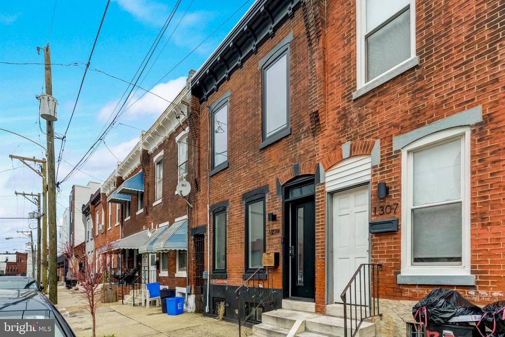 1309 N Marston St