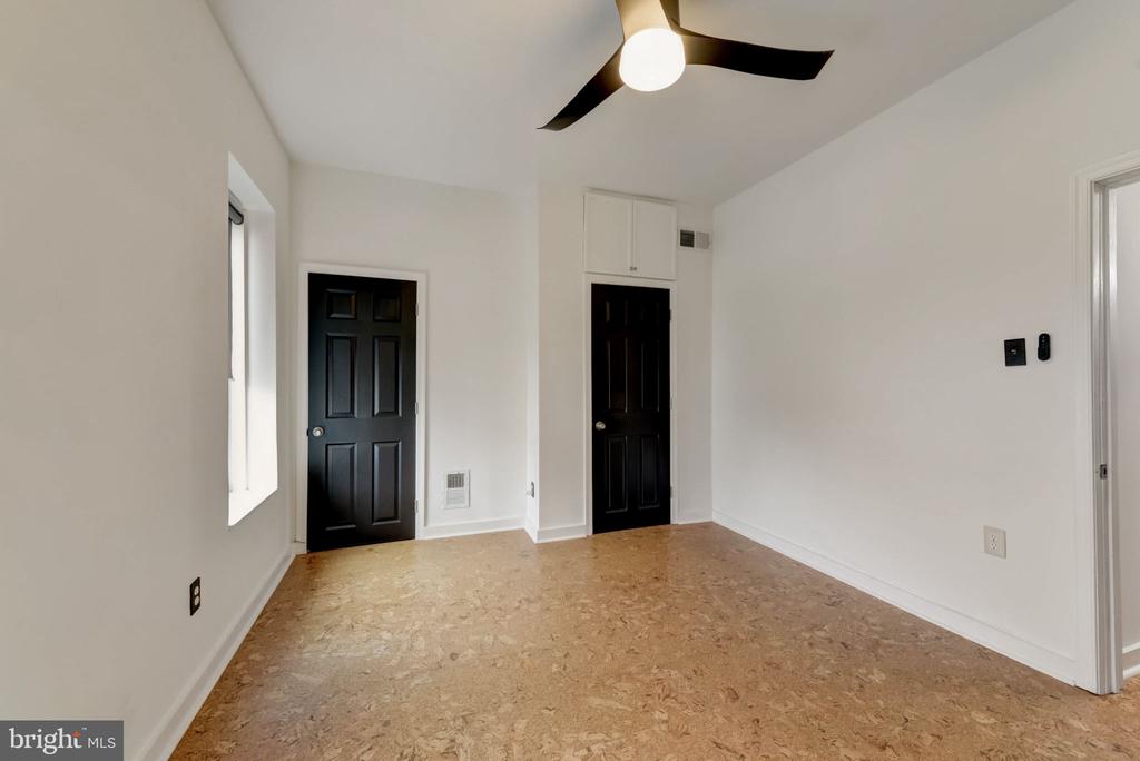 1309 N Marston St
