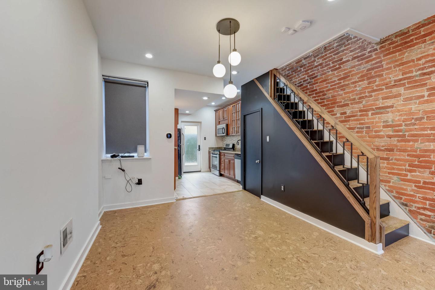1309 N Marston St