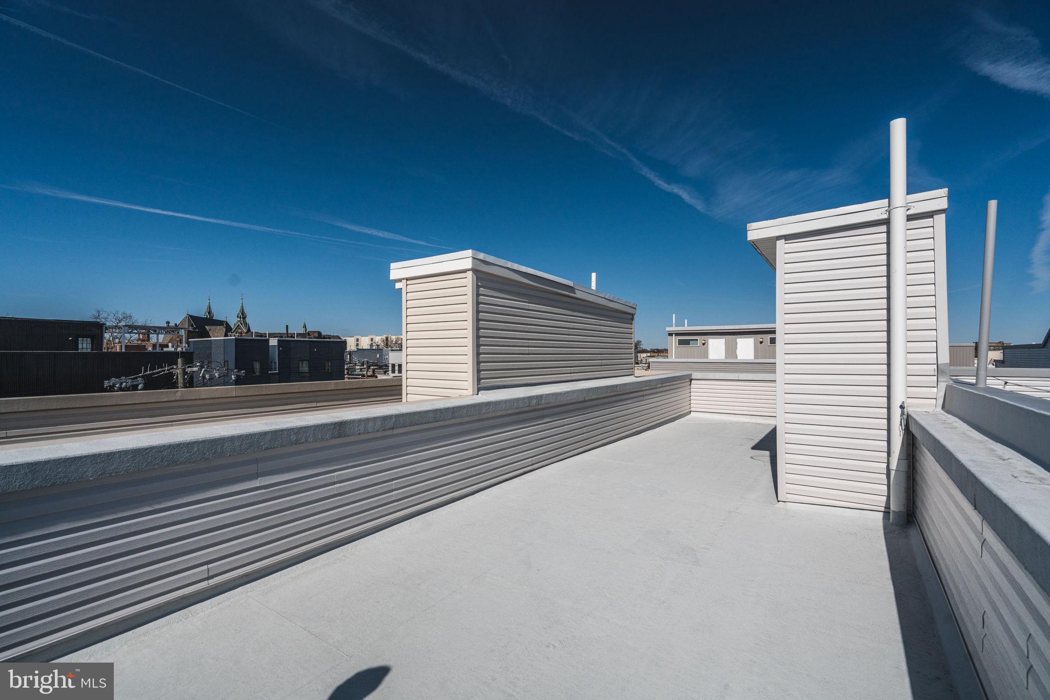 1907 E Huntingdon St #2