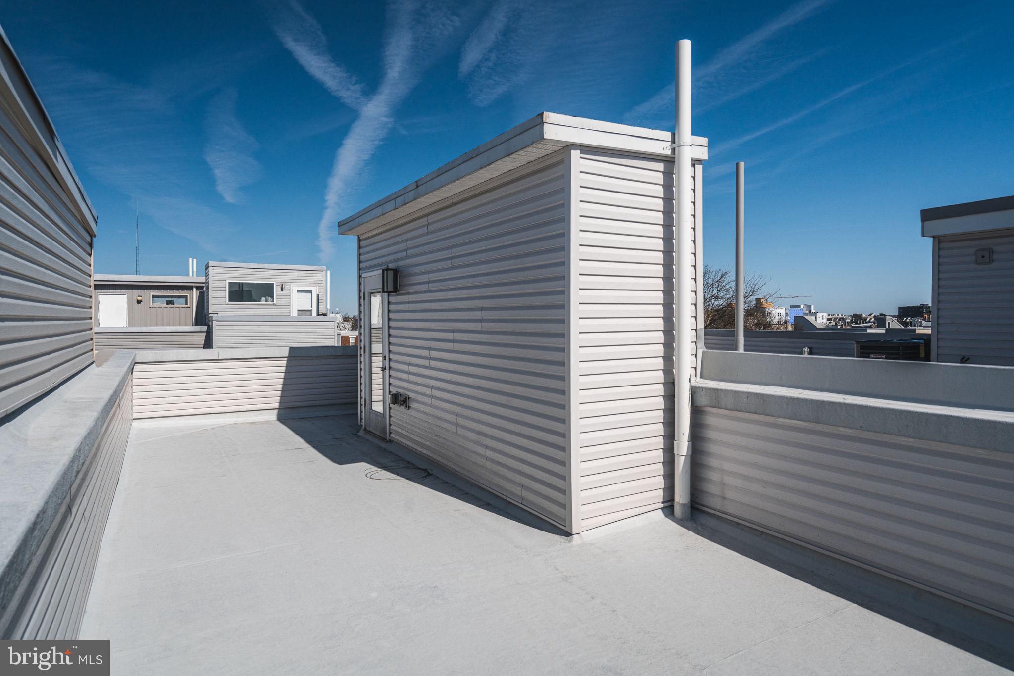 1907 E Huntingdon St #2