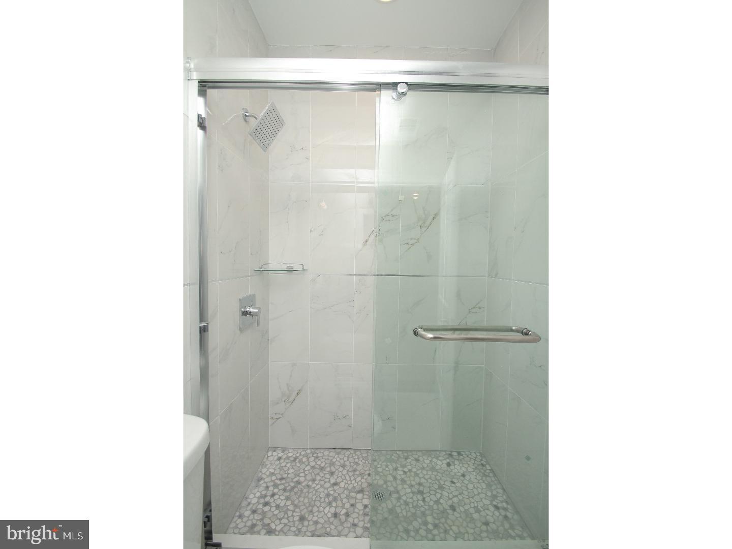 2564 Frankford Ave #3f