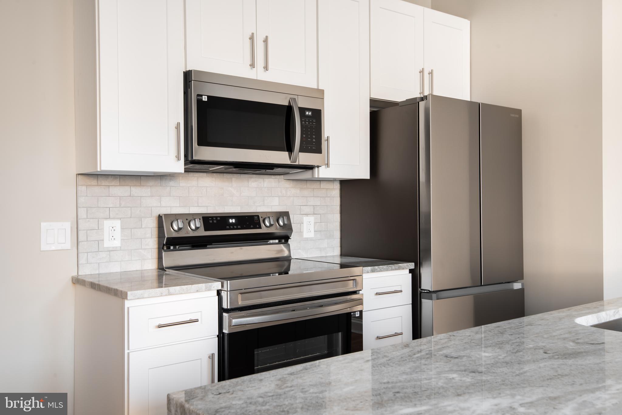 2121-41 Market St #103