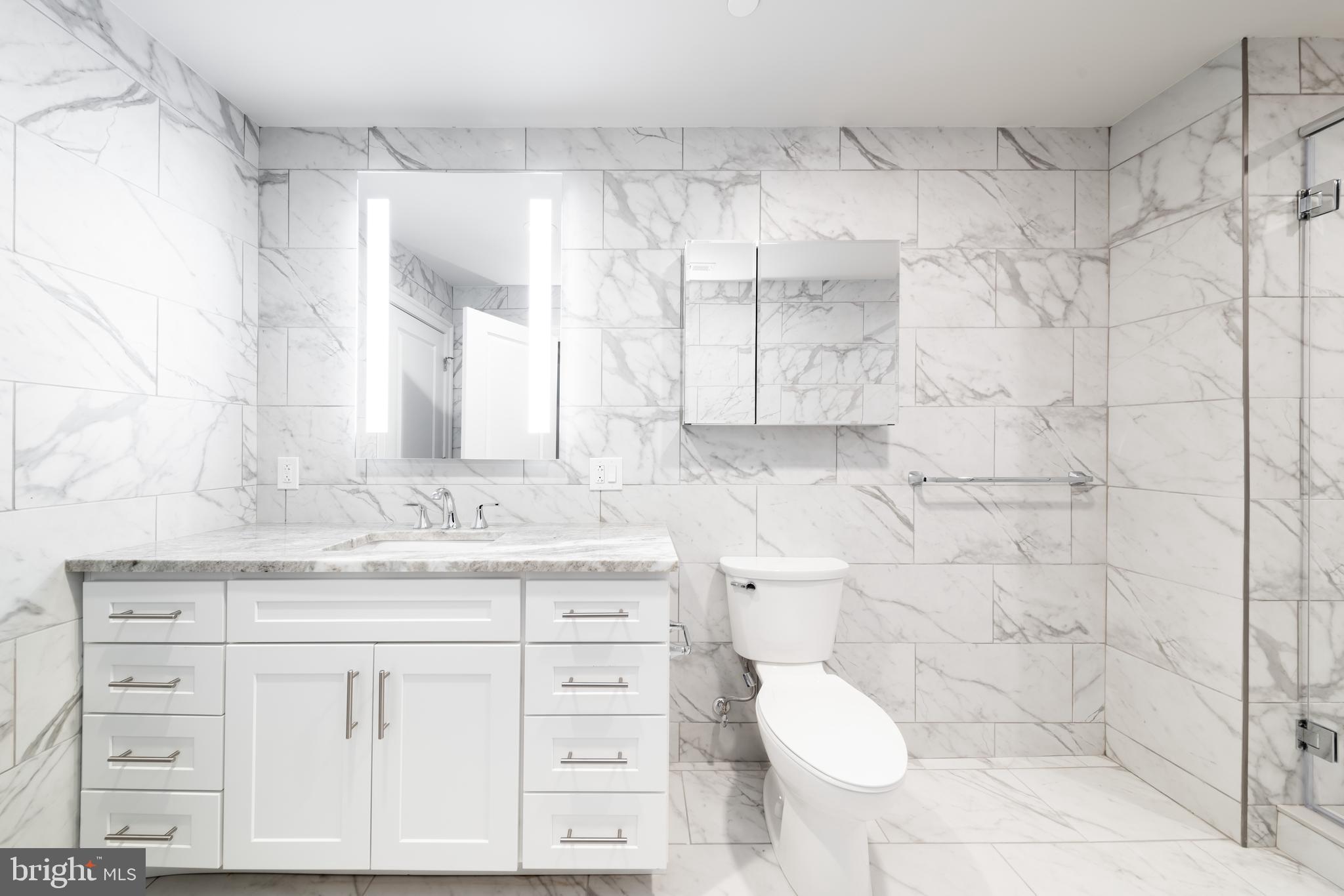 2121-41 Market St #103