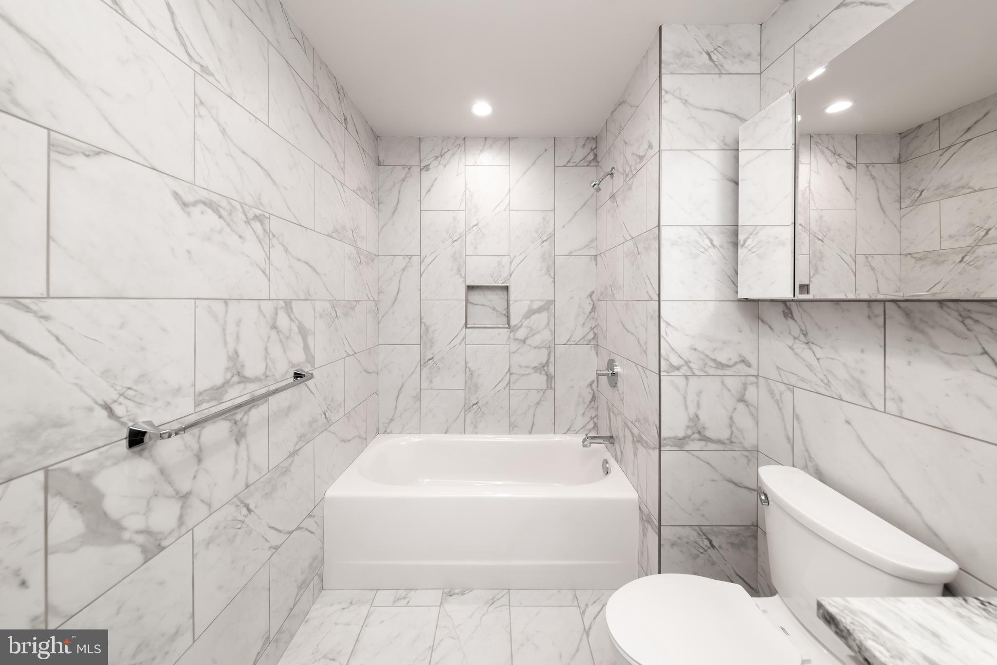 2121-41 Market St #107