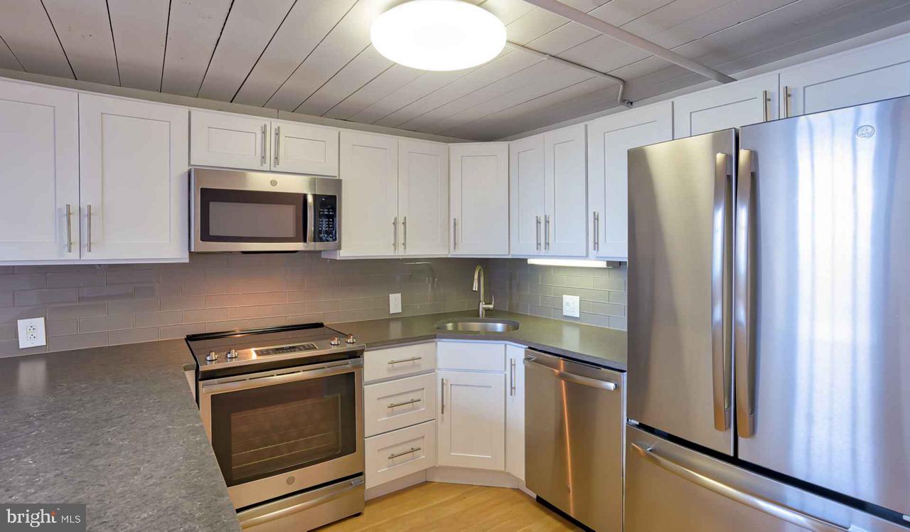 2300 Walnut St #1b-517