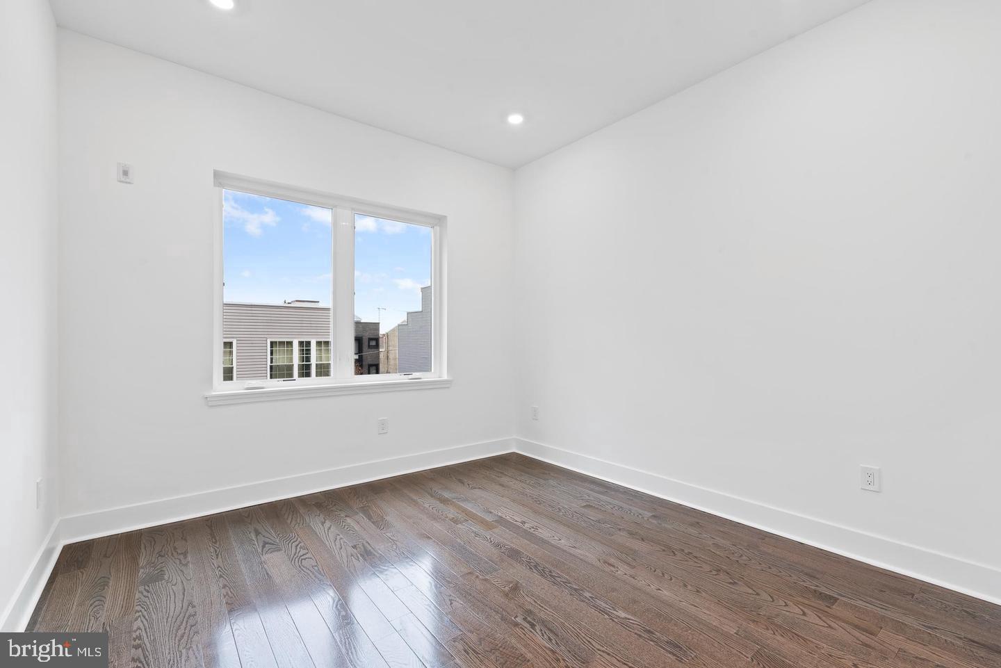 1335 N Franklin St #Unit 3