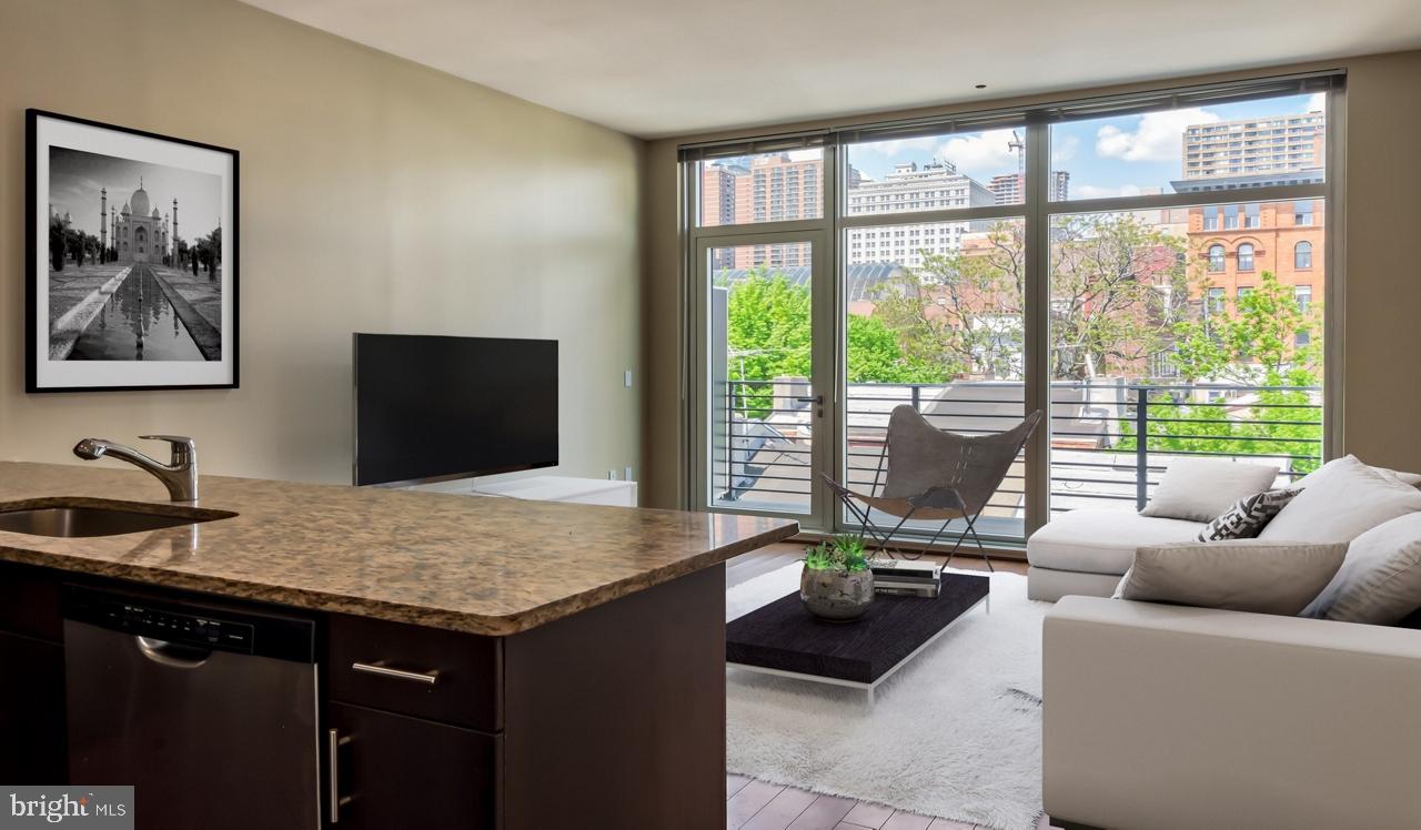 521 S Broad St #1b-303
