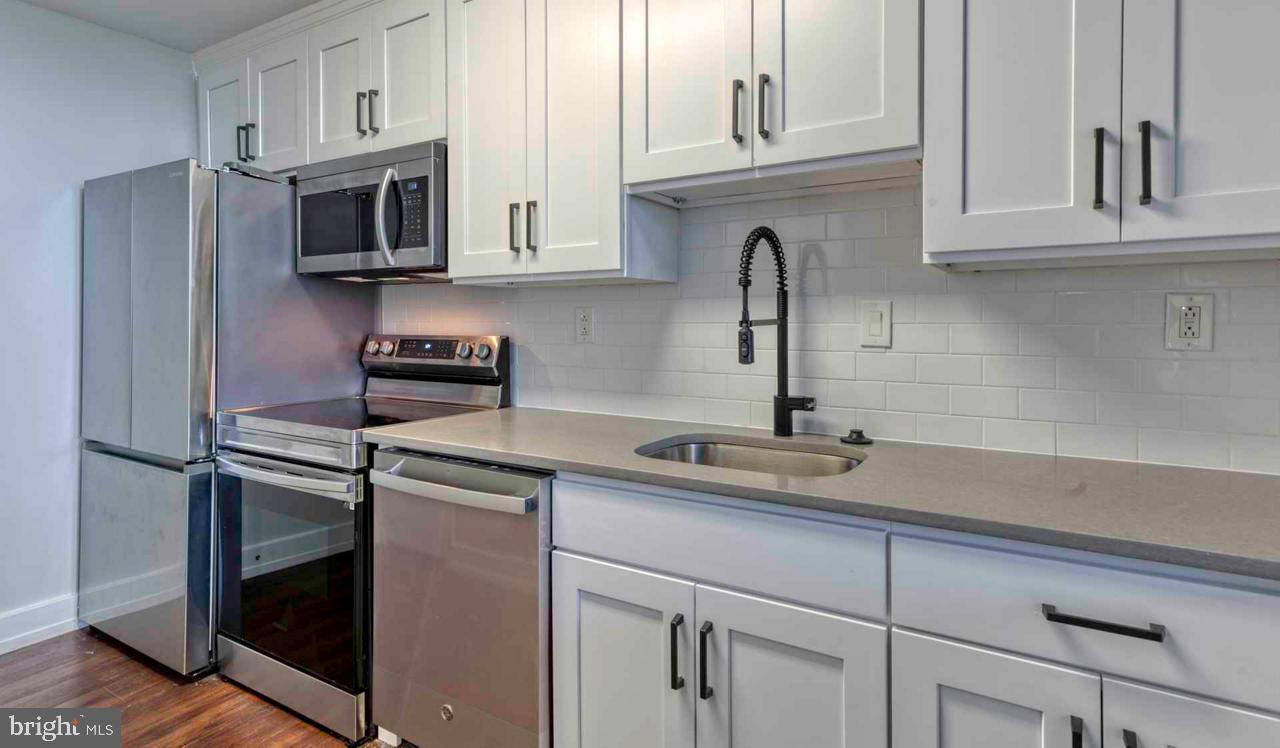 3131 Walnut St #1b-601