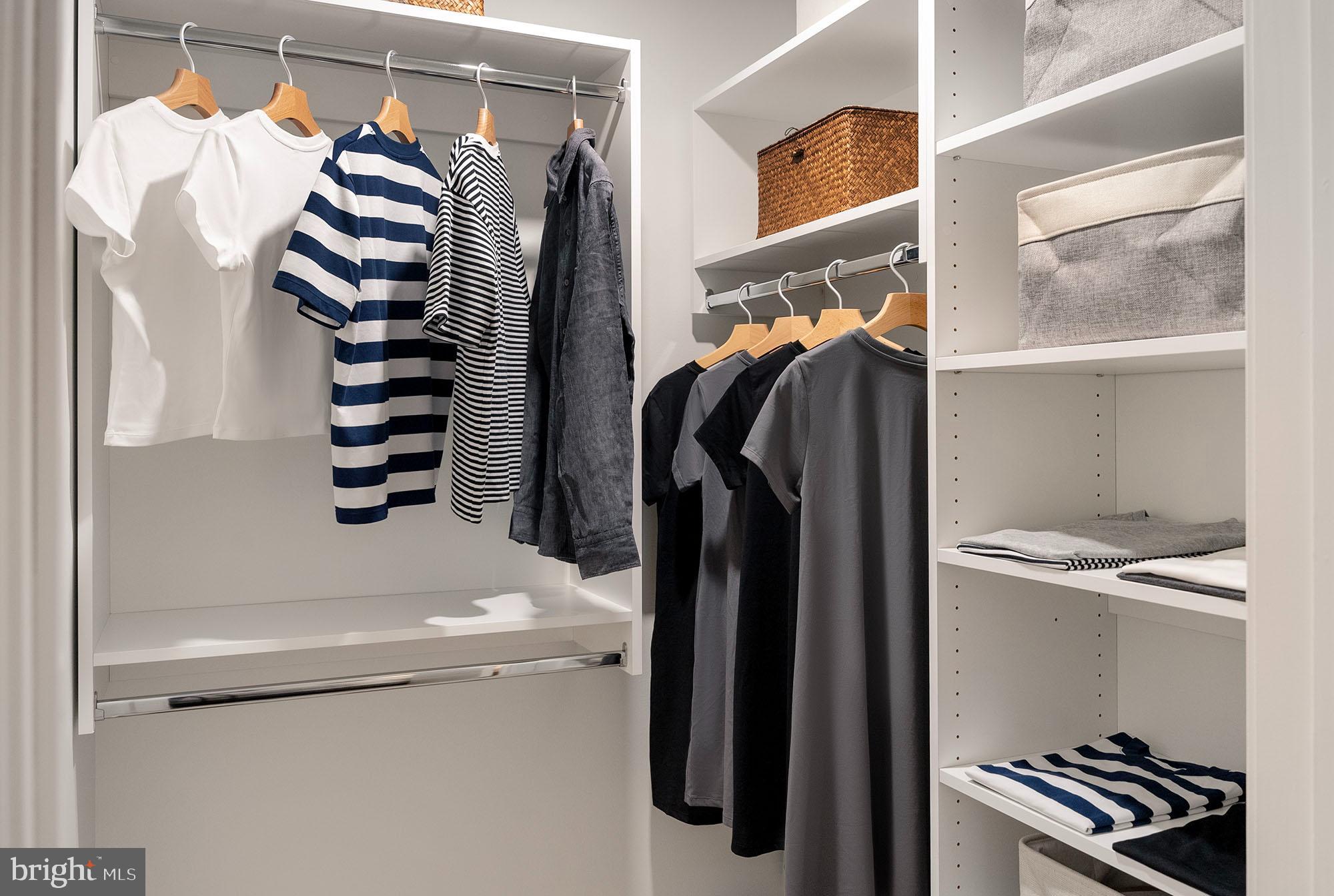 210 S 12TH ST #1B-1-11N