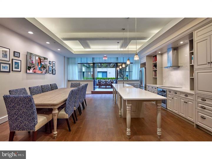 3131 WALNUT ST #1B-224