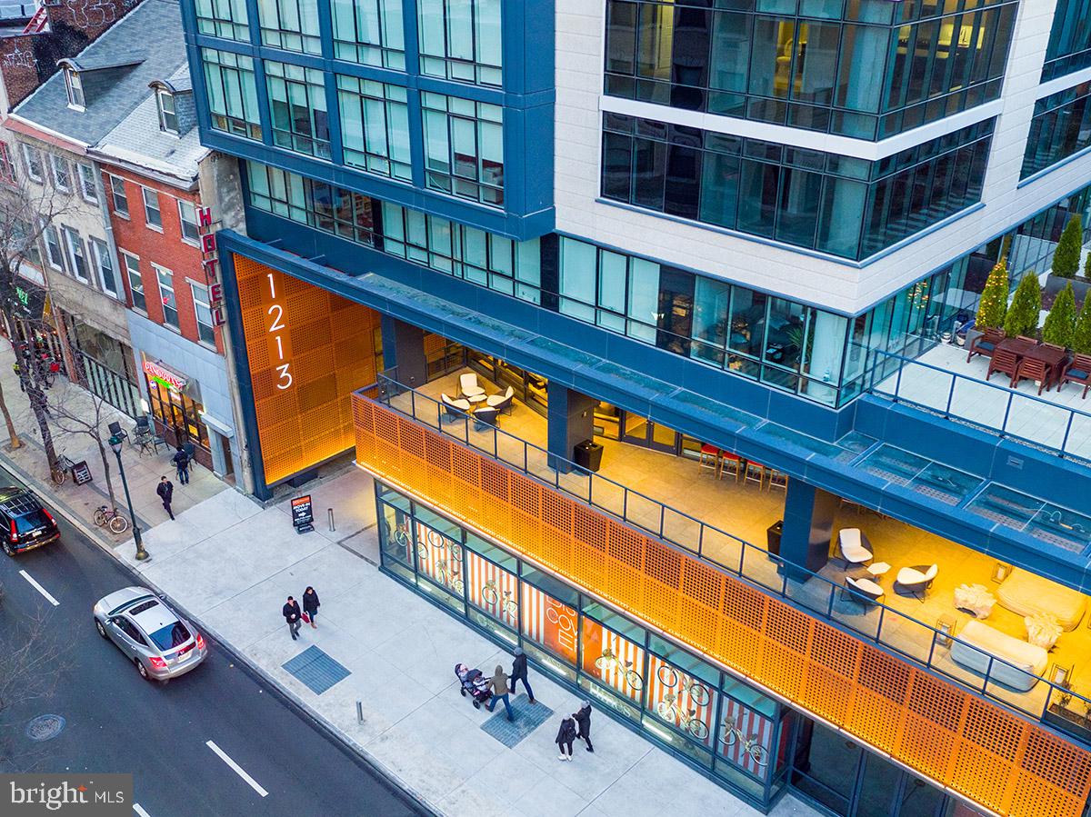 1213 WALNUT ST #1B-1103