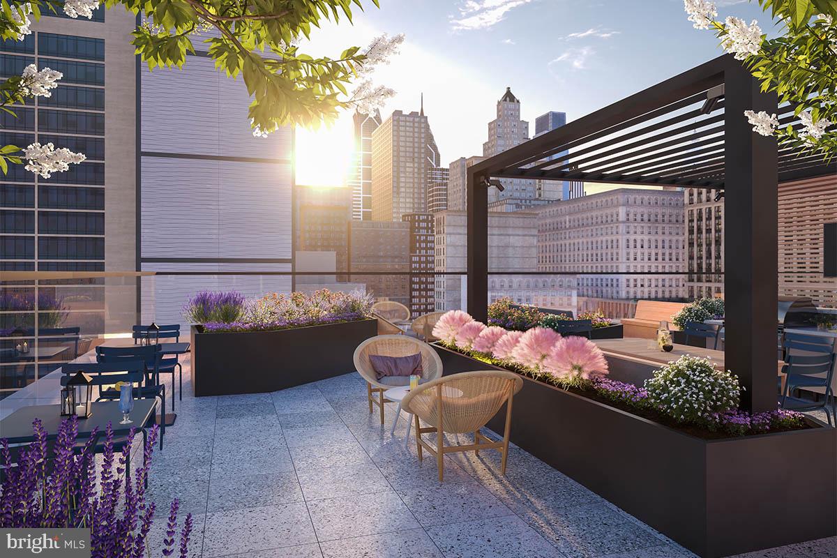 1134 SANSOM ST #2B-PH1904