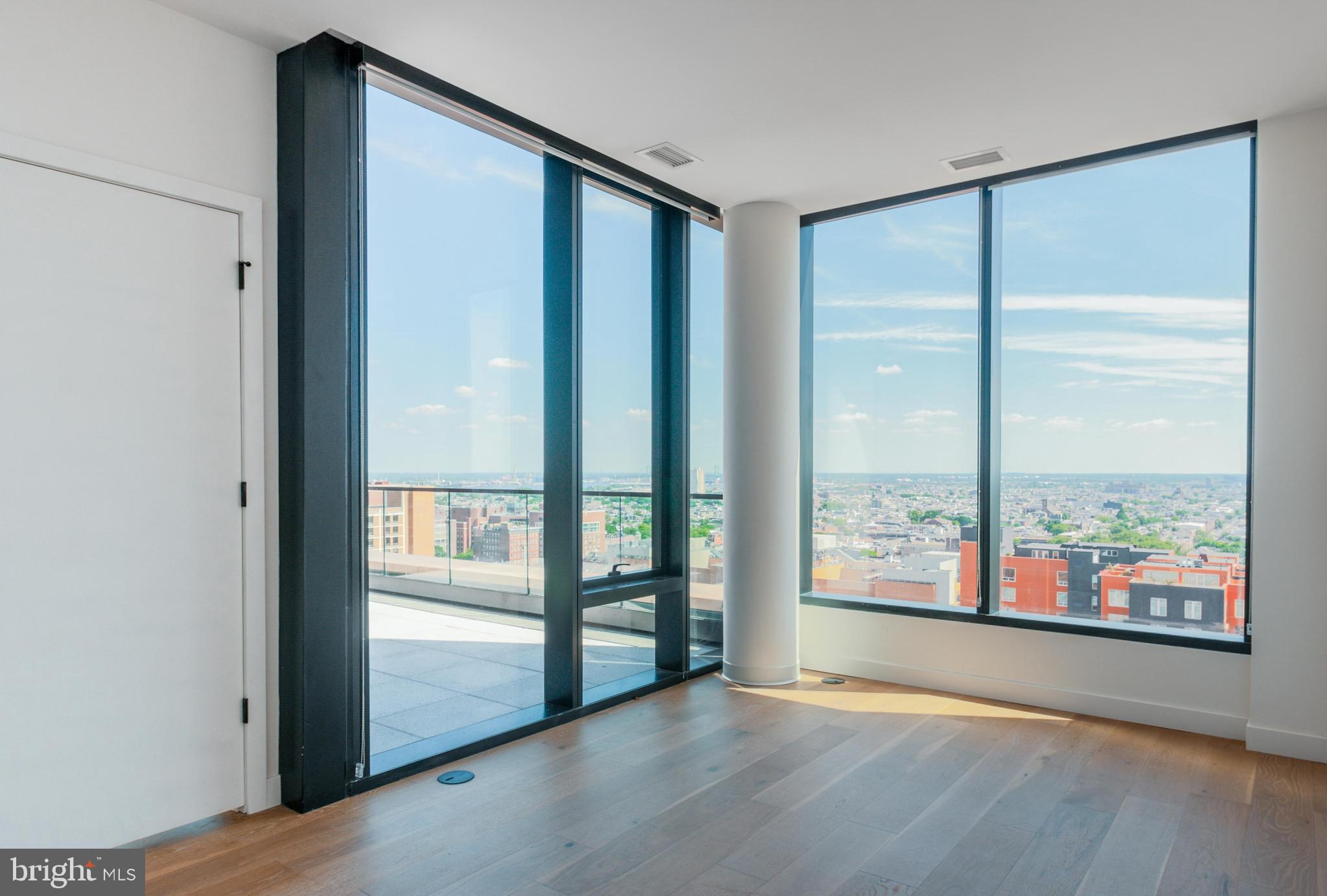 1134 SANSOM ST #2B-PH1904