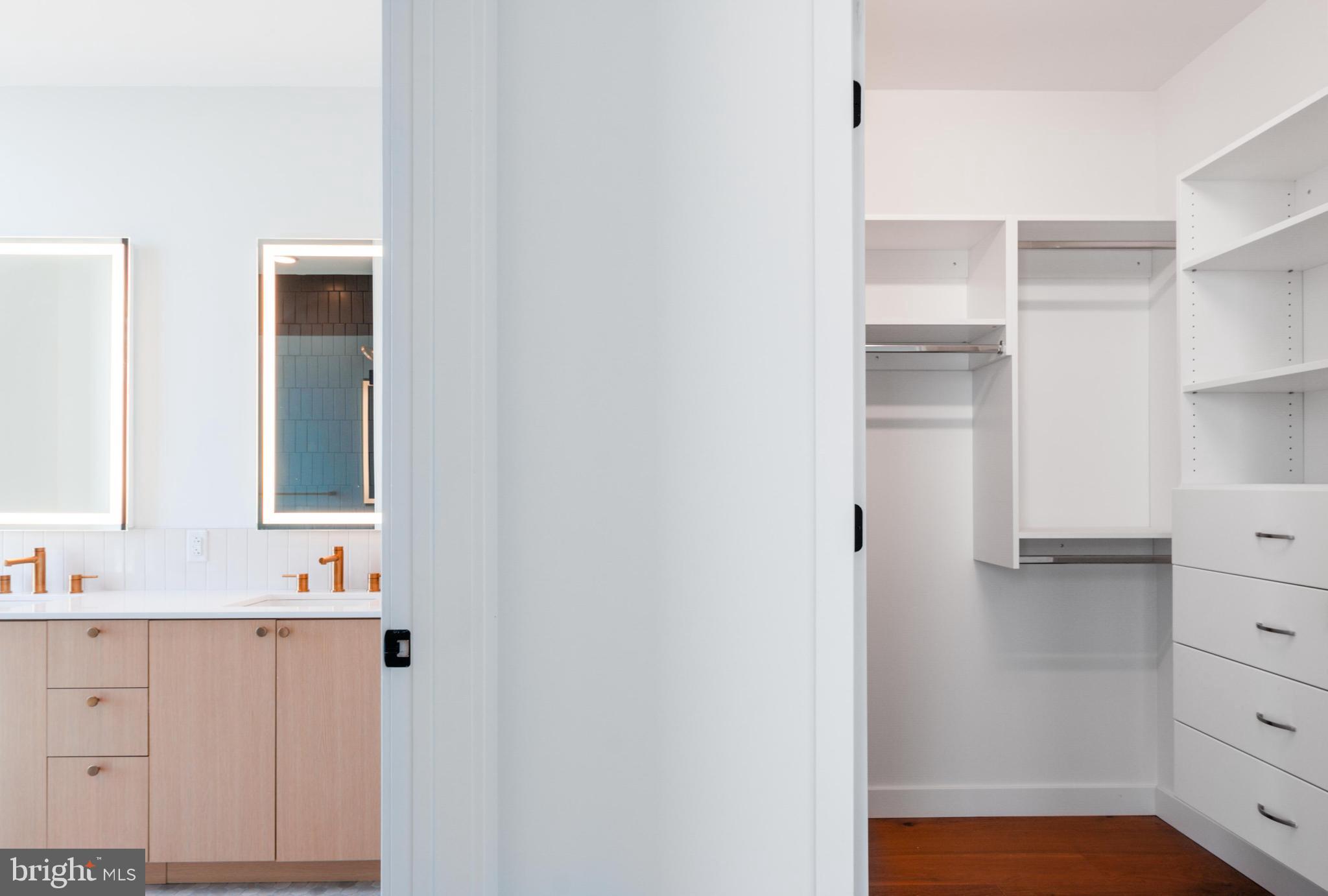 1134 SANSOM ST #2B-PH1904