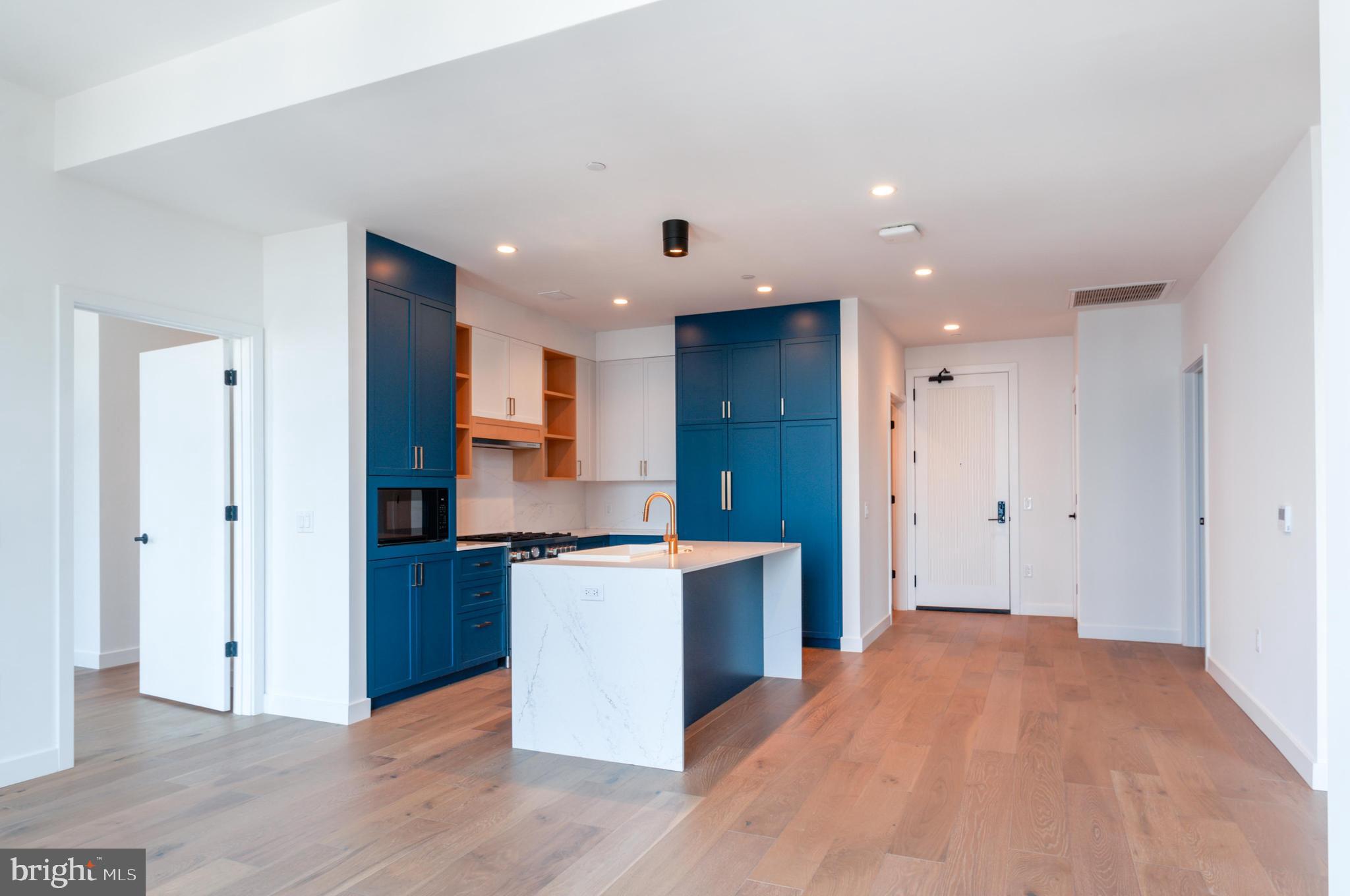 1134 SANSOM ST #2B-PH1914