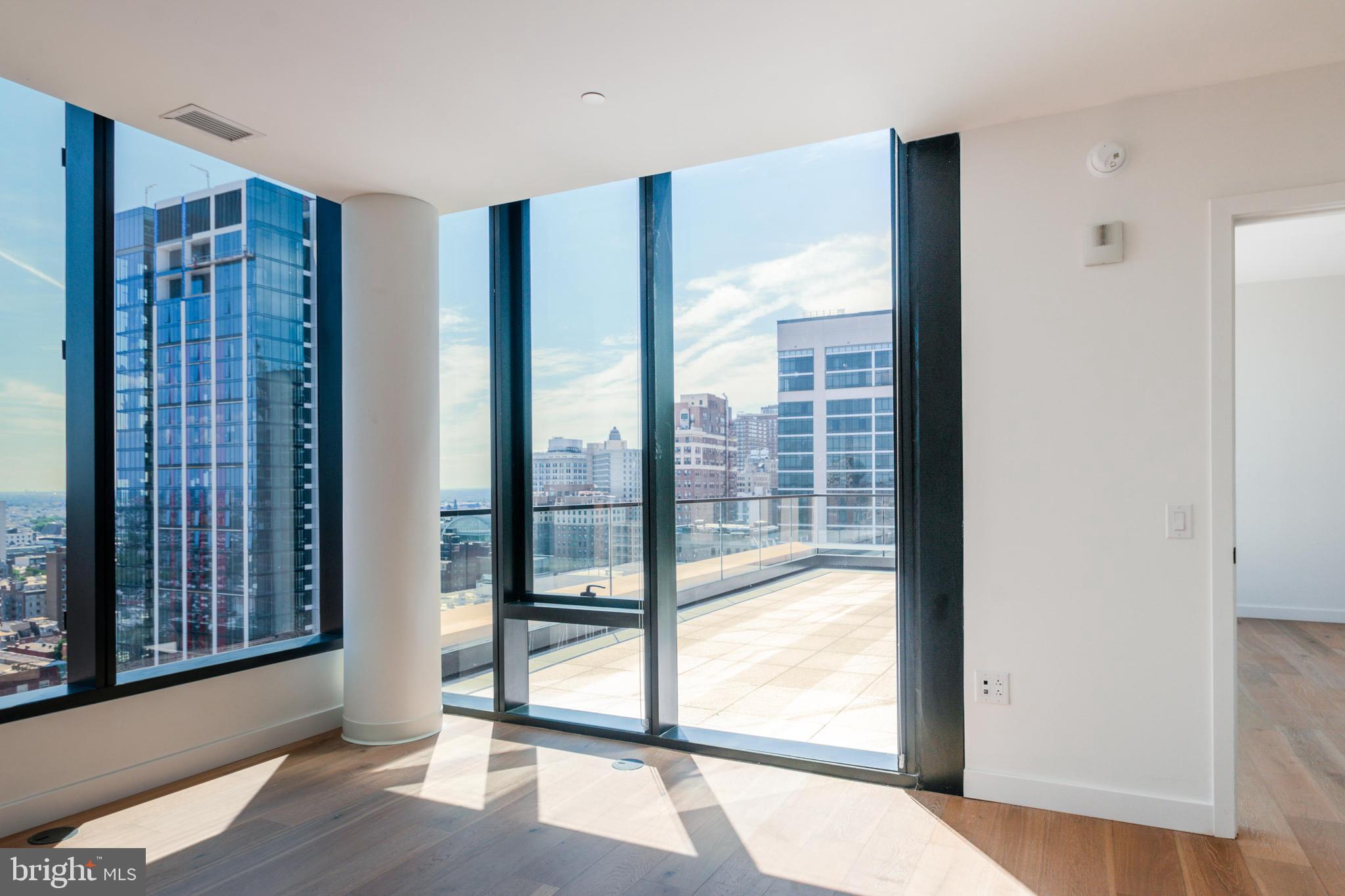 1134 SANSOM ST #2B-PH1914