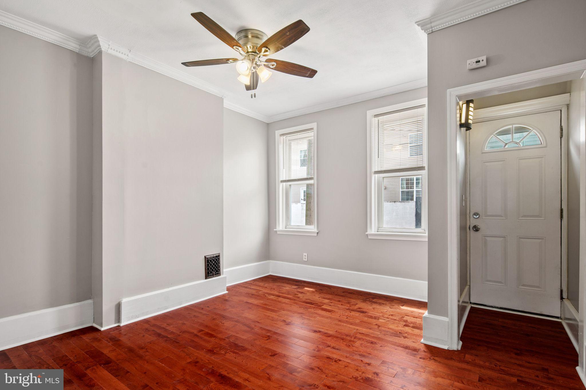 2539 E Dakota St