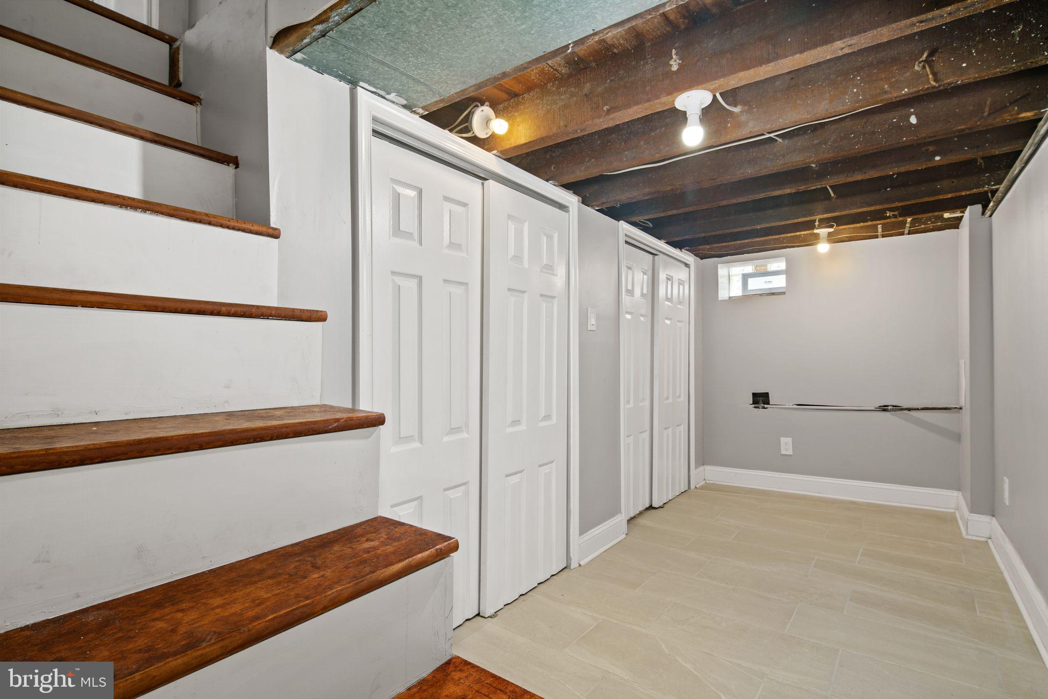 2539 E Dakota St
