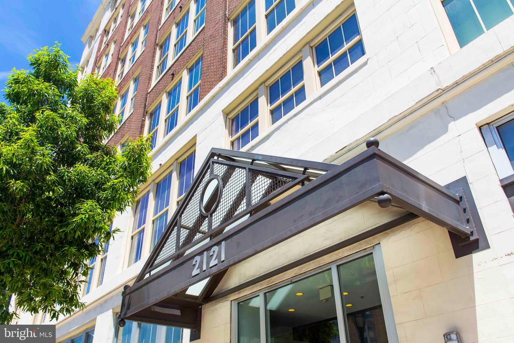2121-41 MARKET ST #623