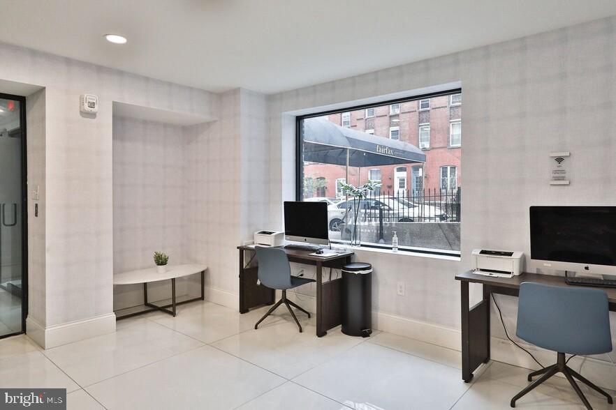 4247 LOCUST ST #2B-405-07