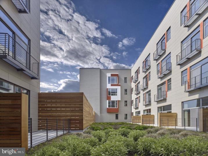 1125 SANSOM ST #2B-513