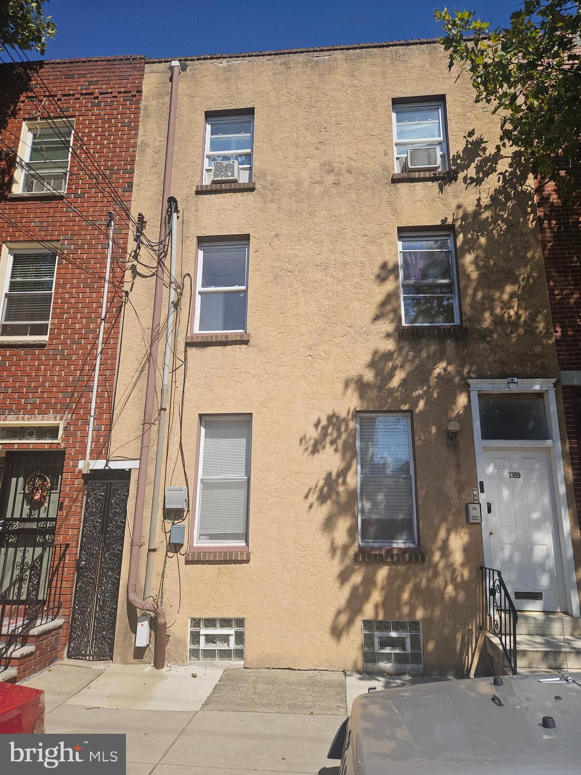 1309 MARLBOROUGH ST #1