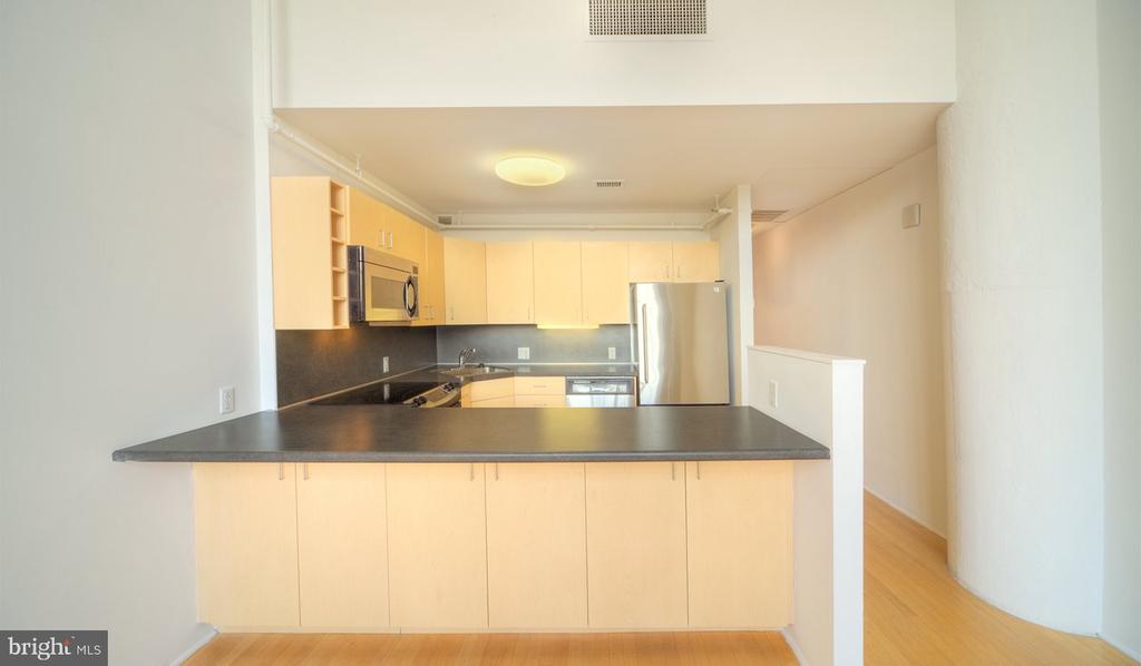 2300 WALNUT ST #0B-422