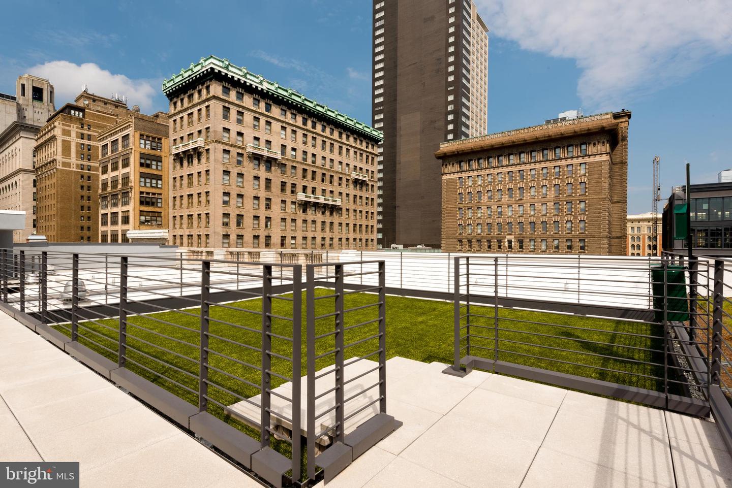 42 S 15TH ST #1B-1401