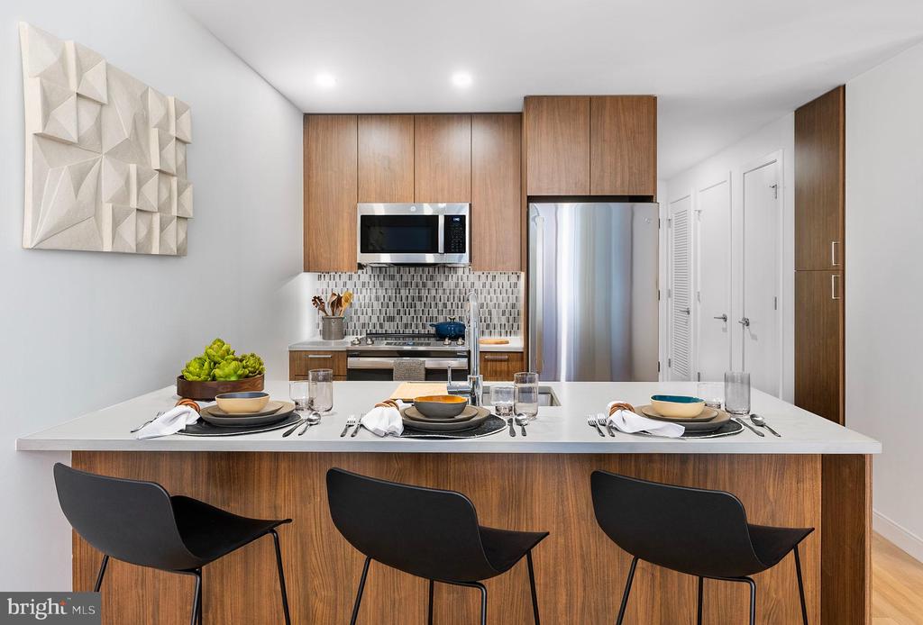 210 S 12TH ST #2B-1-12B