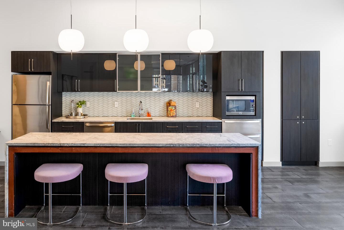 1125 SANSOM ST #1B-514