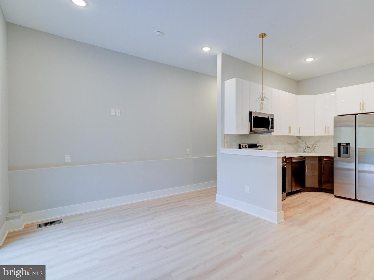 1805 FRANKFORD AVE #1-3