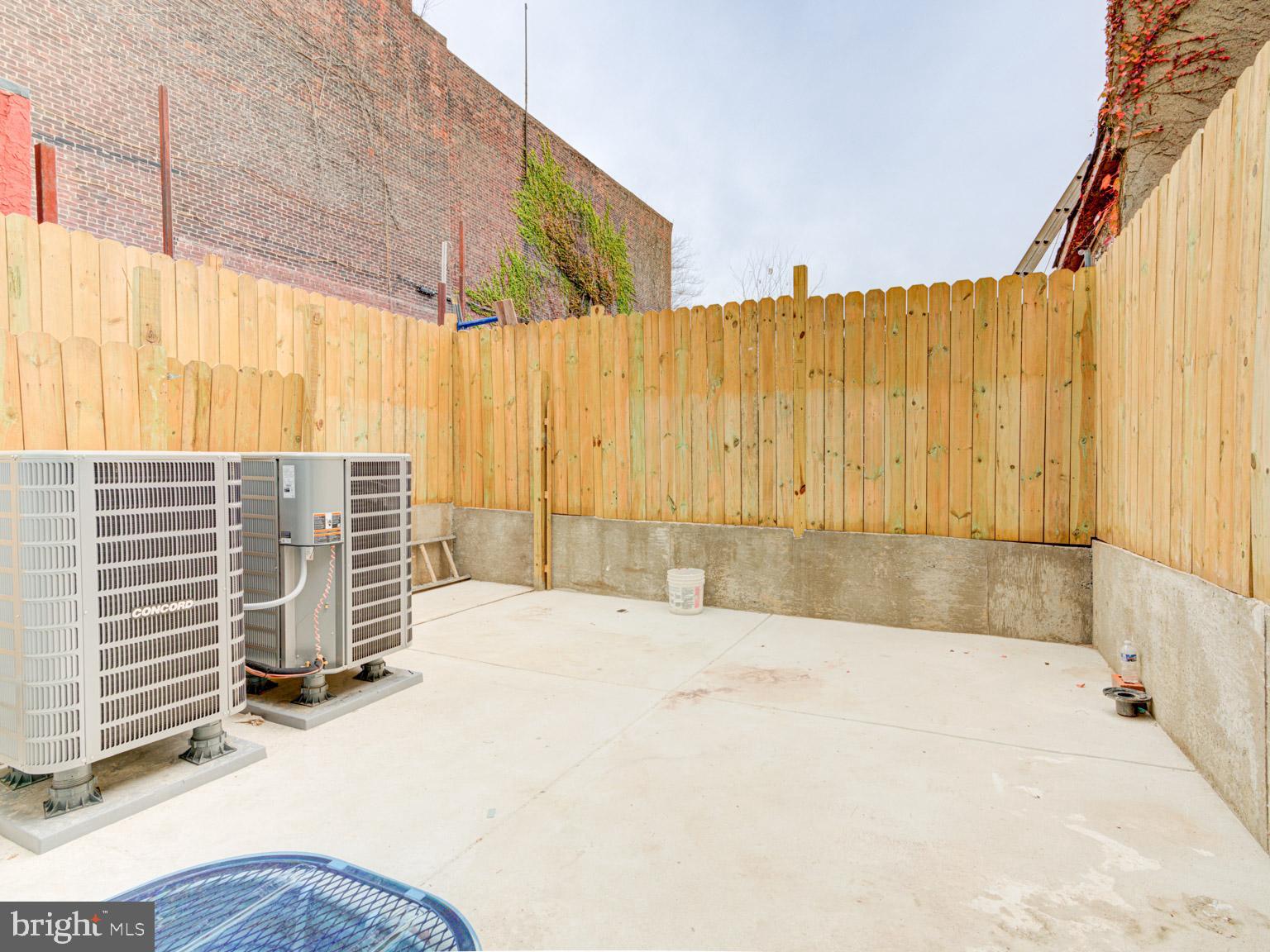 1805 FRANKFORD AVE #1-3