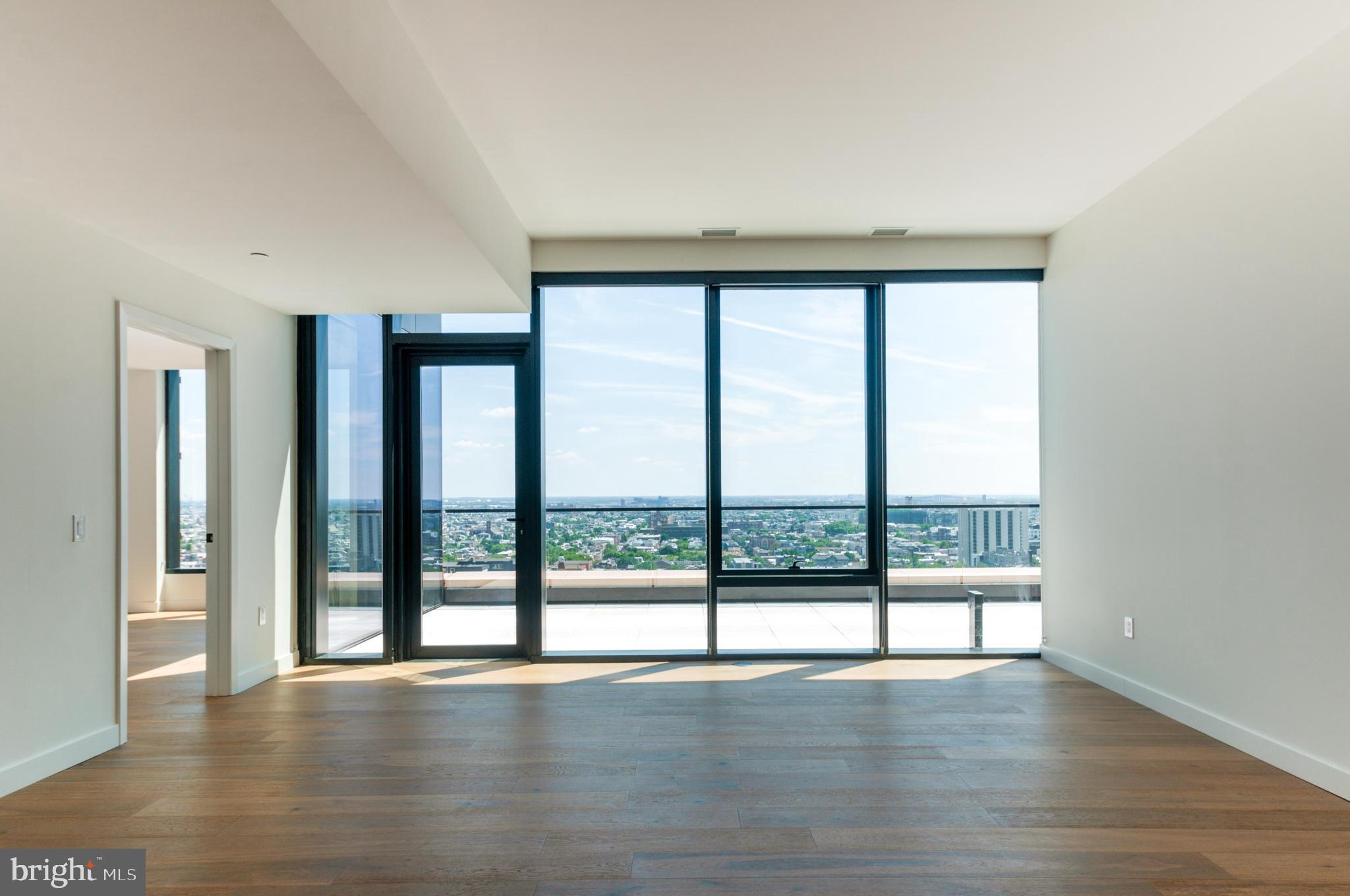 1134 SANSOM ST #2B-PH1913