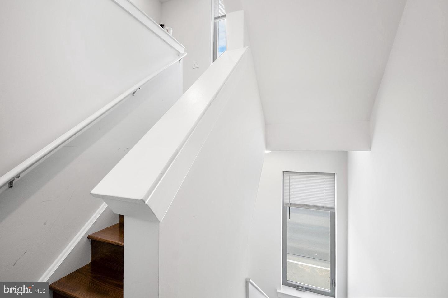 2125 E LEHIGH AVE #B12