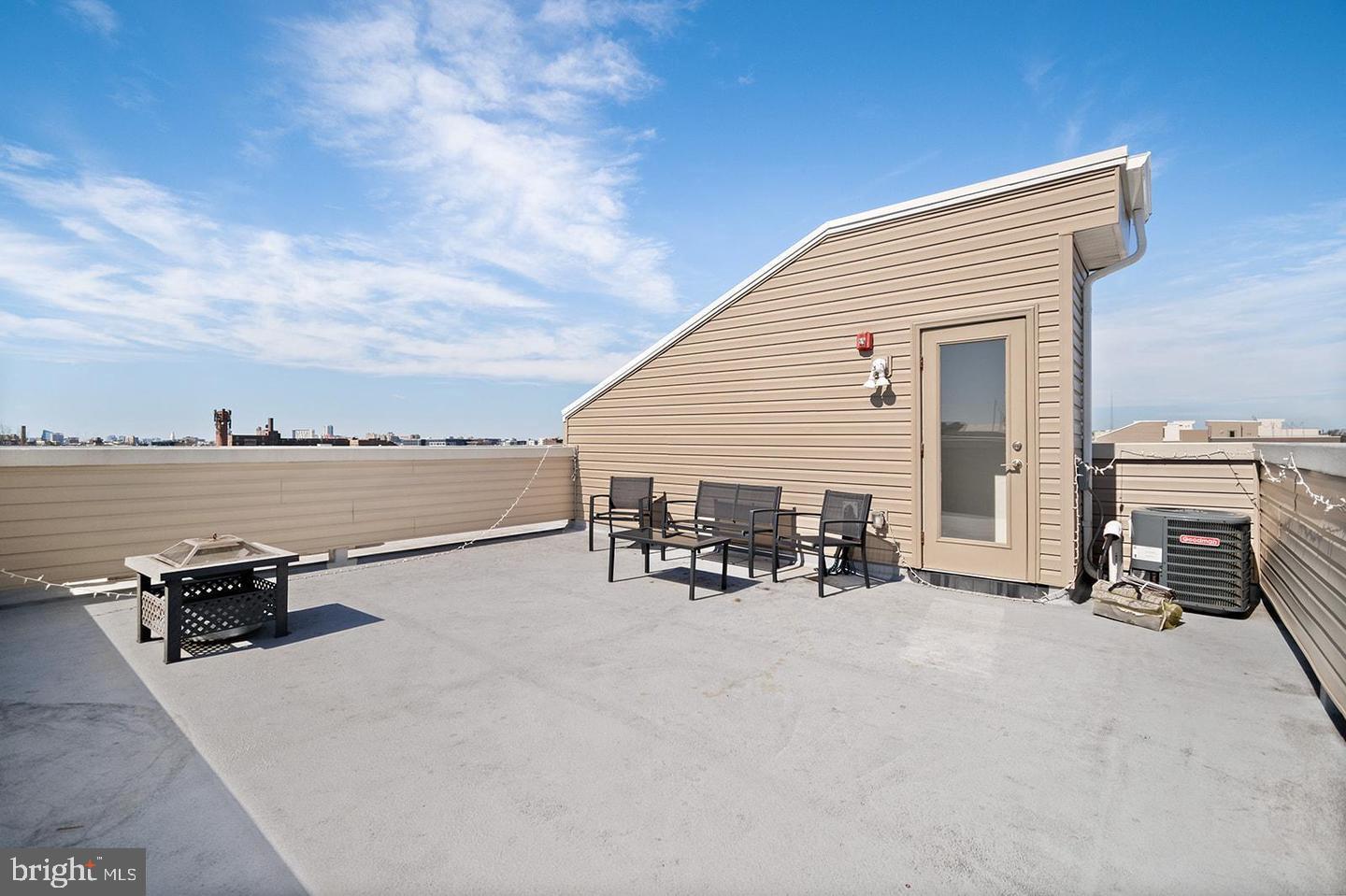 2125 E LEHIGH AVE #B12