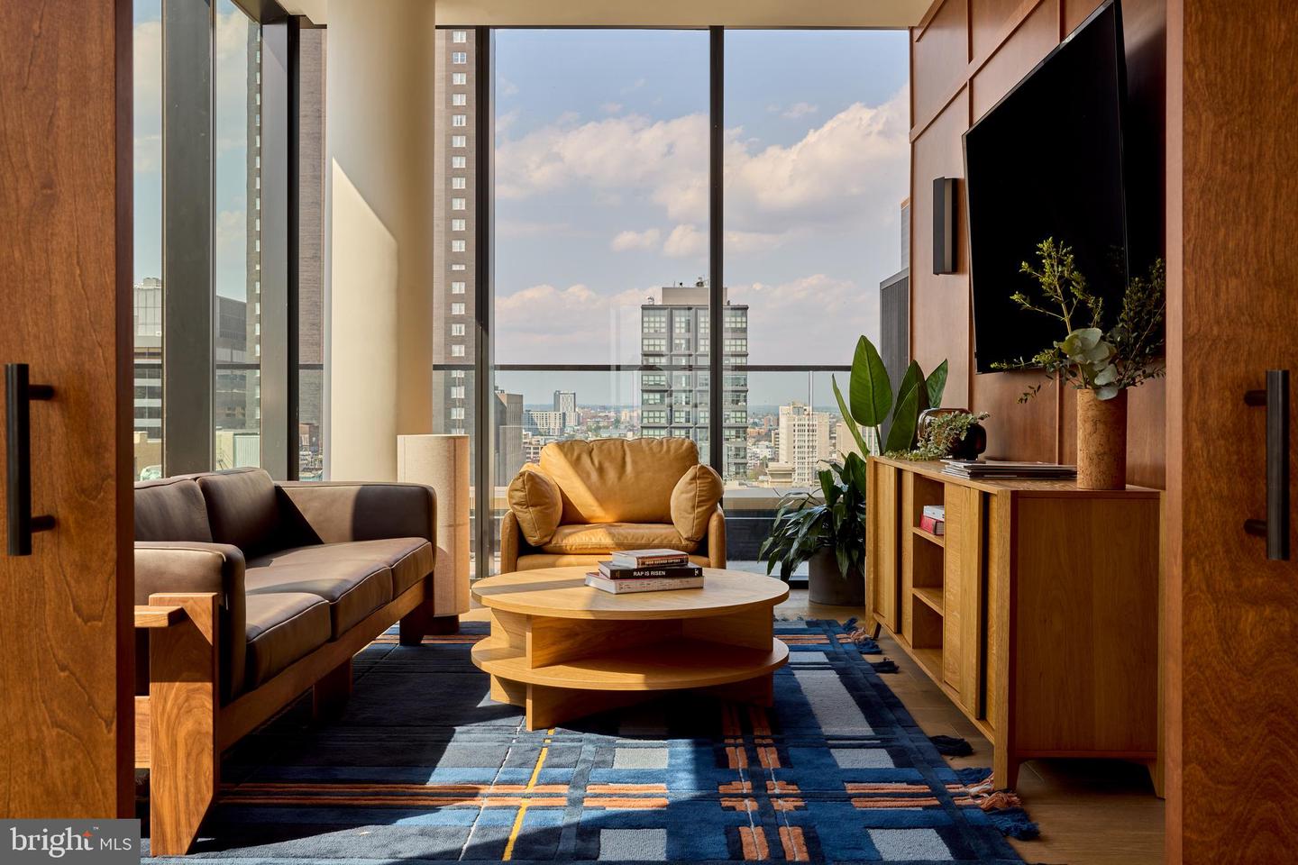 1134 SANSOM ST #1B-1712