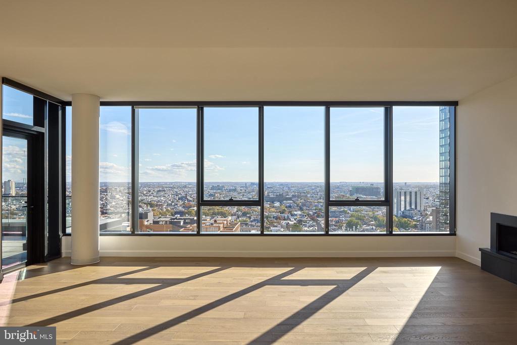 1134 SANSOM ST #2B-1420