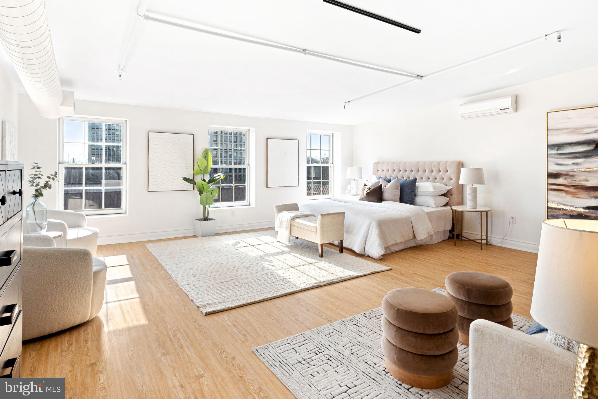 121-35 Walnut St #405