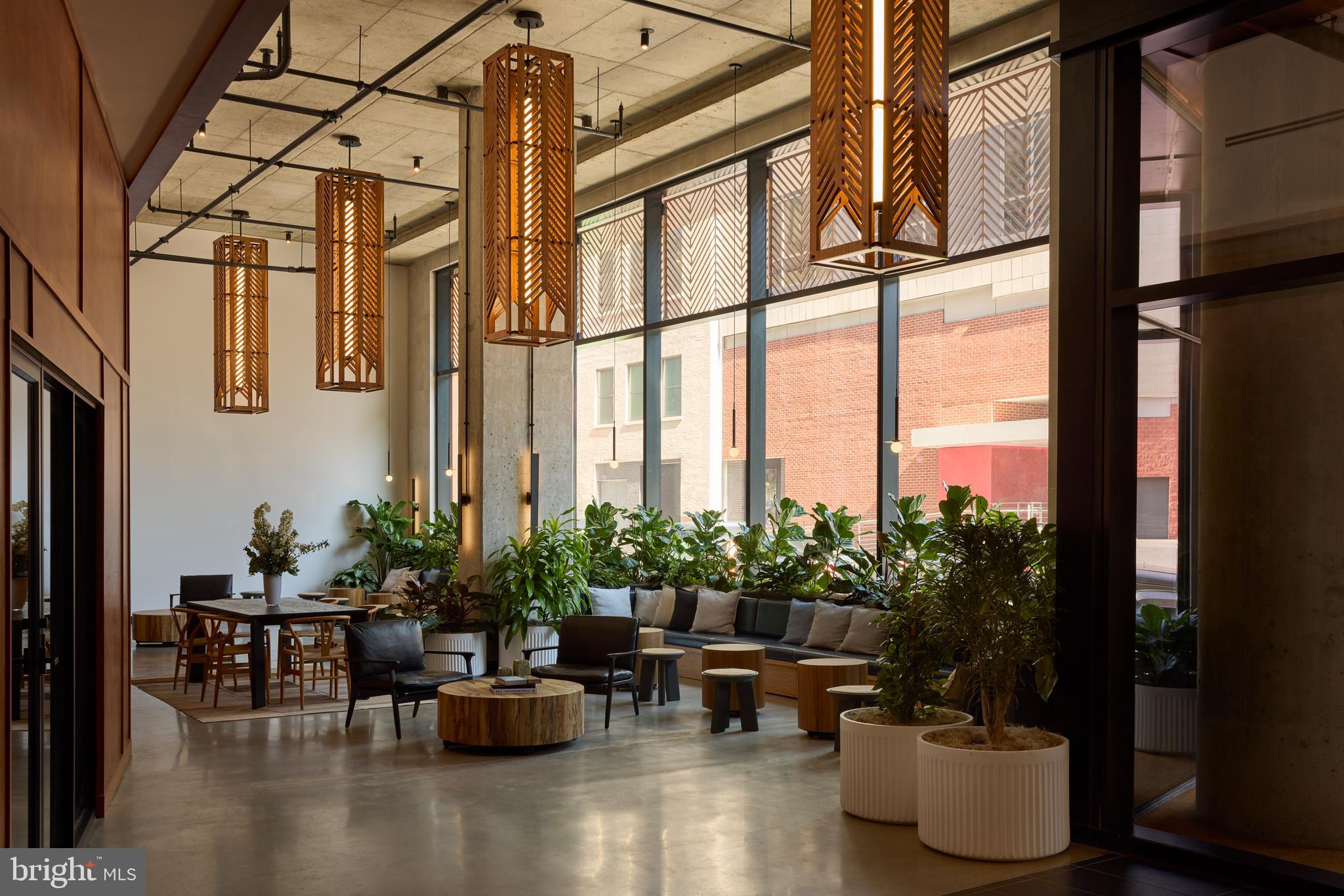 1134 SANSOM ST #2B-1423